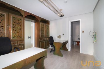 Sala/Conjunto Comercial no Centro de 80,40 m²  - 04102.006-RZ