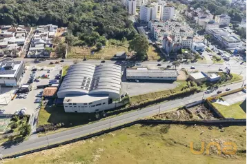 Terreno à Venda – Campo Comprido, Curitiba  3.314 m² com 106 m