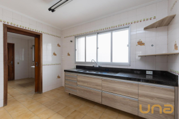 Apartamento no Batel de 191,52 m² com 3 quartos  - 04406.002-R