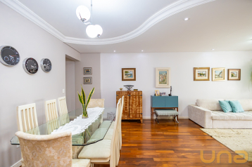 Apartamento com 3 dormitórios à venda com 140,56m² no Ed. Res.