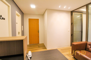 Imobiliária Cilar Vende Conjunto Comercial no Capão da Imbuia 