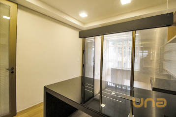 Imobiliária Cilar Vende Conjunto Comercial no Capão da Imbuia 