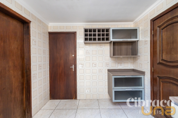 Apartamento para alugar no Parolin com 3 quartos - Edifício Ba