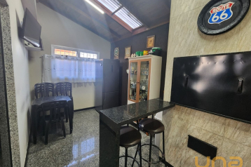 Casa com 3 dormitórios à venda, 249 m² por R$ 1.350.000,00 - C