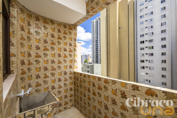 Apartamento para alugar no Centro com 2 quartos - Edifício Rom
