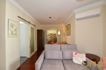 Apartamento com 3 dormitórios à venda, 92 m² por R$ 920.000,00