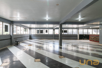 Sala/Conjunto Comercial no Centro de 255,00 m²  - 04082.201-RZ