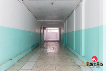 Loja com 114 m² no Centro