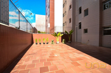 Apartamento com 3 dormitórios para alugar, 90 m² por R$ 3.200,