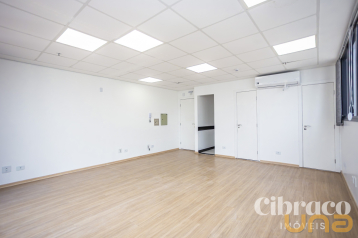 Conjunto Comercial para alugar no Centro de 62,71m² - Edifício