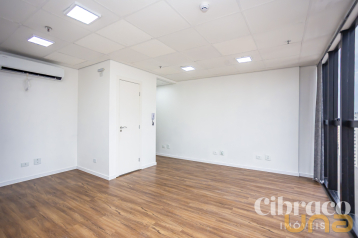 Conjunto Comercial para  alugar no Centro de 44,17m² - Edifíci