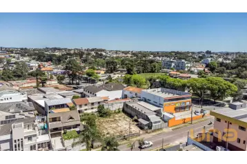 Terreno à venda em Santa Felicidade