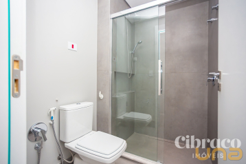 Apartamento mobiliado para alugar com 1 quarto no Batel – Edif