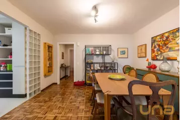 APARTAMENTO COM 3 QUARTOS - ÁREA TOTAL DE 156,35m² - CENTRO - 