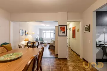 APARTAMENTO COM 3 QUARTOS - ÁREA TOTAL DE 156,35m² - CENTRO - 