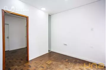 Casa Comercial 210m² São Francisco - Curitiba/PR.