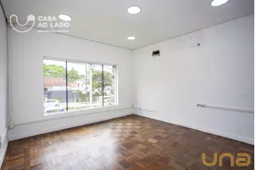 Casa Comercial 210m² São Francisco - Curitiba/PR.