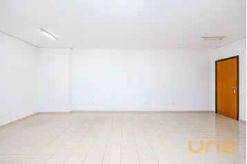 Conjunto Comercial no CABRAL de 60,87 m²  - 33589.030-GL