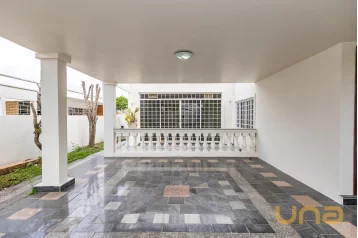 CASA AMPLA NO JARDIM SOCIAL