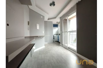 Apartamento semi mobiliado no Portão