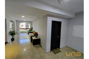 Apartamento no Ahú de 195 m² com 3 quartos  - 21489-2-I2