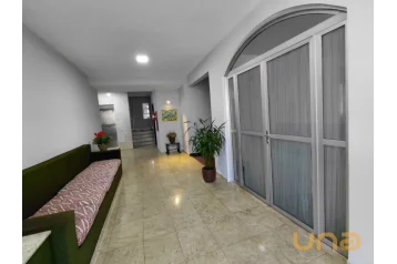 Apartamento no Ahú de 195 m² com 3 quartos  - 21489-2-I2