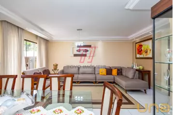 SOBRADO DE ALTO PADRÃO NO BAIRRO PORTÃO – ESPAÇO, CONFORTO E L