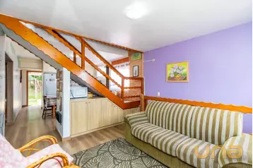 Sobrado em São José dos Pinhais