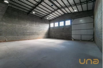 Barracão/Galpão no Canguiri de 192,00 m²  - 04591.002-RZ