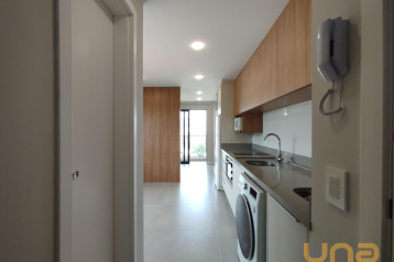 STUDIO NO EDIFÍCIO MODENA – REBOUÇAS