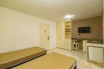 Apartamento para alugar com 1 quarto no Alto da XV – Edifício 