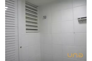 Conjunto Comercial no BIGORRILHO de 71,00 m²  - 08424.001-FT