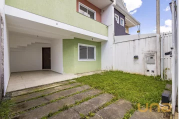 Sobrado de frente pra rua