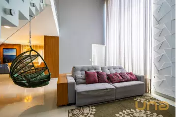 Lindo sobrado com piscina no Califórnia Condominiun Club