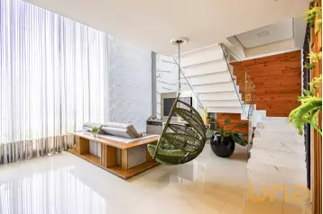 Lindo sobrado com piscina no Califórnia Condominiun Club