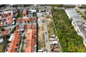 Terreno em SANTA FELICIDADE com 203,85m²
