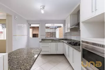 SOBRADO COM 3 QUARTOS - ÁREA TOTAL DE 148,53m² - BOQUEIRÃO - R