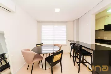 Apartamento em SANTA FELICIDADE com 94,36m²