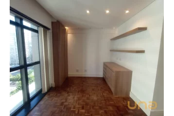 Conjunto Comercial no CENTRO CIVICO de 44,00 m²  - 39404.002-G