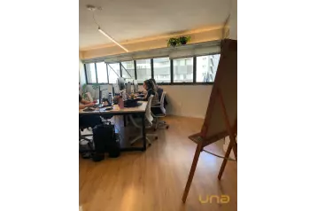 Conjunto comercial - Champagnat