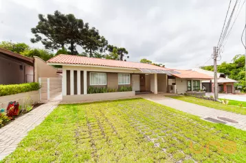 Casa em SANTA FELICIDADE com 270m²