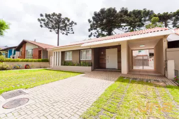 Casa em SANTA FELICIDADE com 270m²