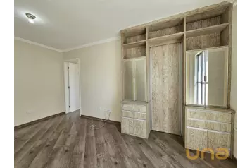 Apartamento com 1 dormitório com vaga de garagem para alugar c