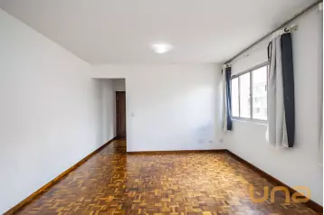 Apartamento no centro de Curitiba