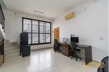 Loja Comercial 60m² no Portão/Lindóia - Curitiba/PR.