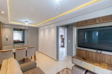 Apartamento semimobiliado à venda no centro de Campo Largo