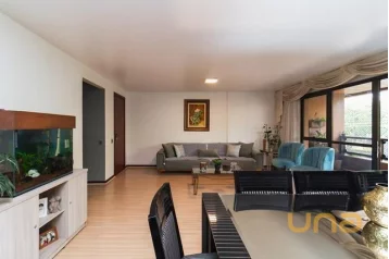 APARTAMENTO COM 3 QUARTOS - ÁREA TOTAL DE 227,13m² - CENTRO - 