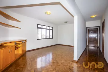 Apartamento à venda no Centro com 2 Quartos - Ed. Itatiaia