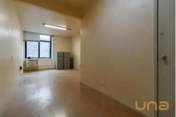 CONJUNTO COMERCIAL - ÁREA TOTAL 36,18m² - CENTRO - REF 6160