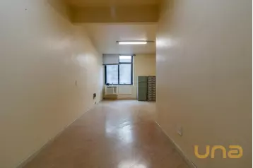 CONJUNTO COMERCIAL - ÁREA TOTAL 36,18m² - CENTRO - REF 6160